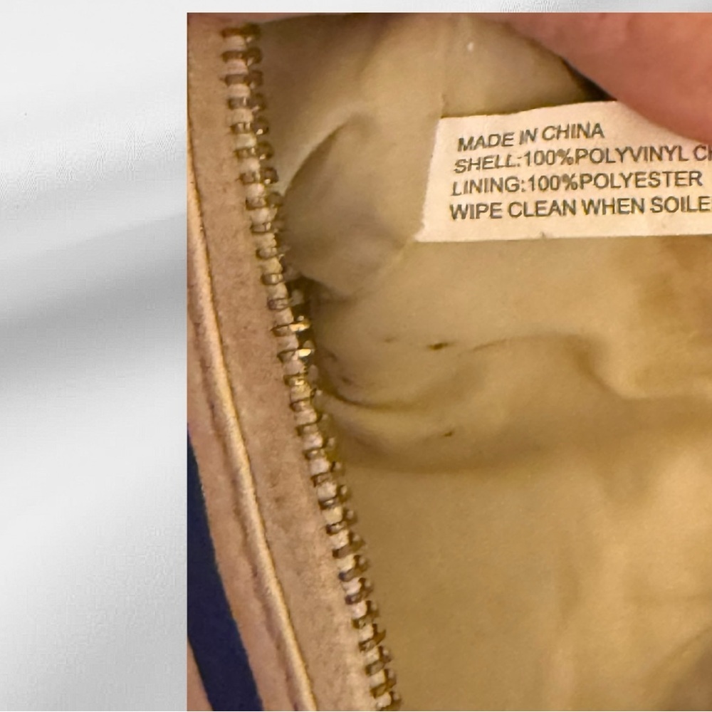 "Get Out Of Town" Long Shoulder Bag - Picture 5 of 5